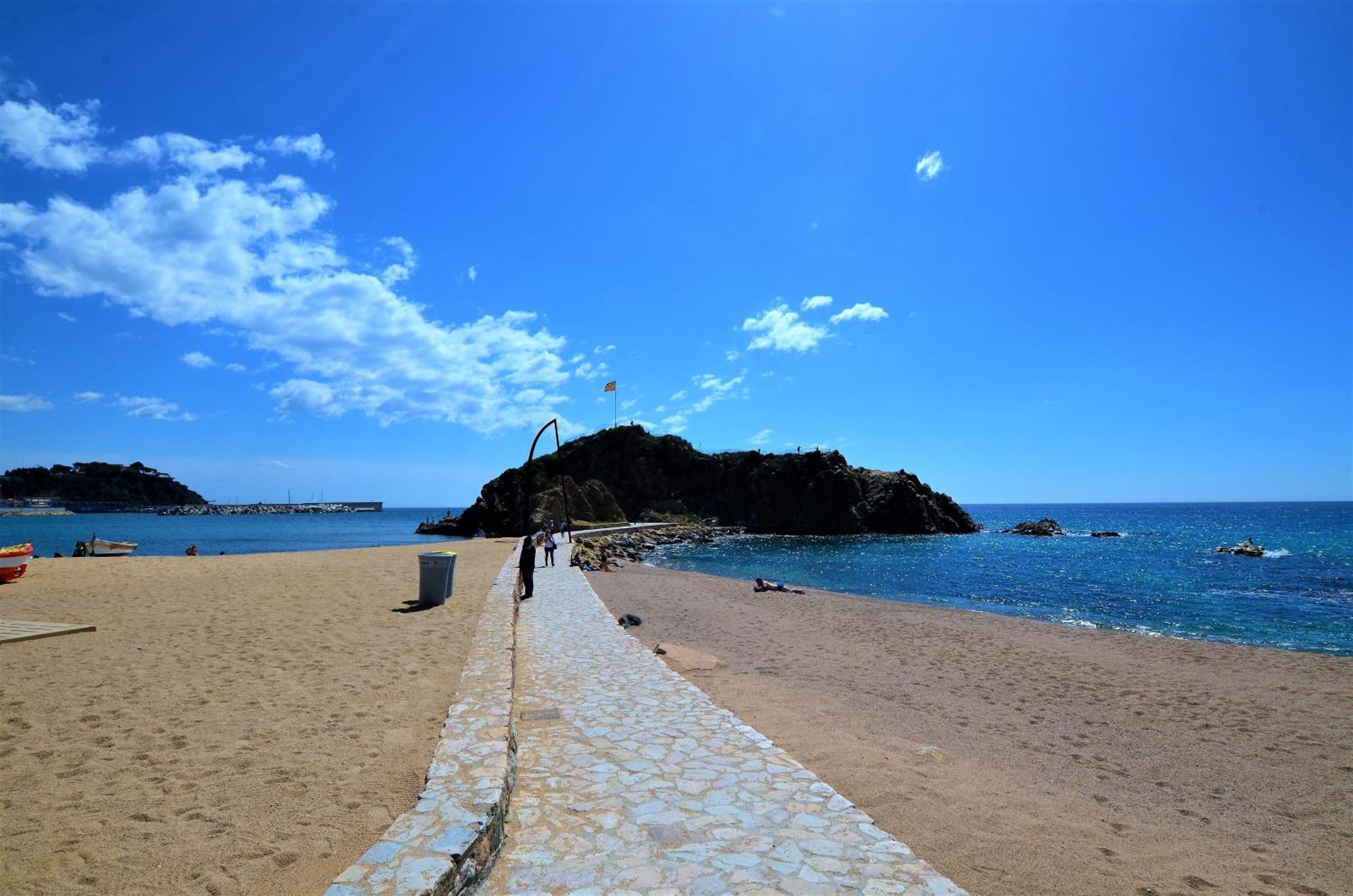 Apartamento Frente A La Playa Blanes Costa Brava Exterior foto