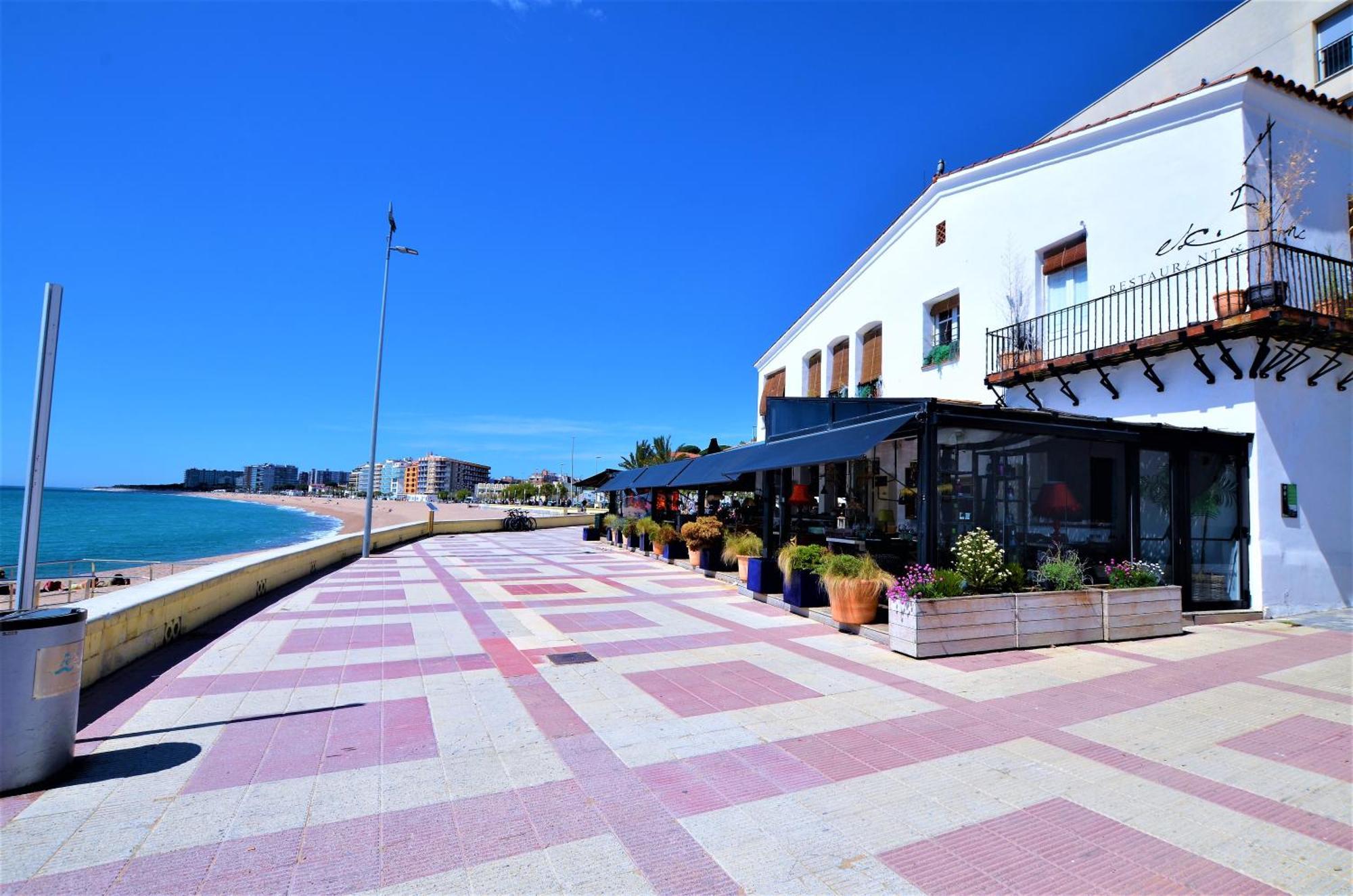 Apartamento Frente A La Playa Blanes Costa Brava Exterior foto